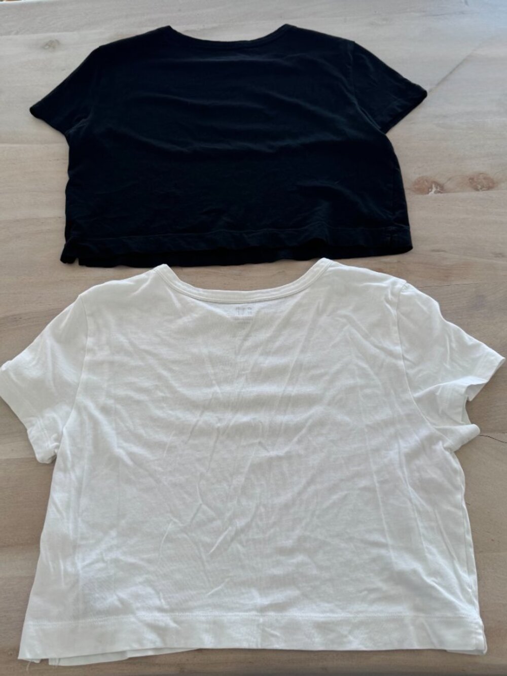 Gap Oversized Cropped Tee Bundle Black White, Size S - Picture 9 of 10